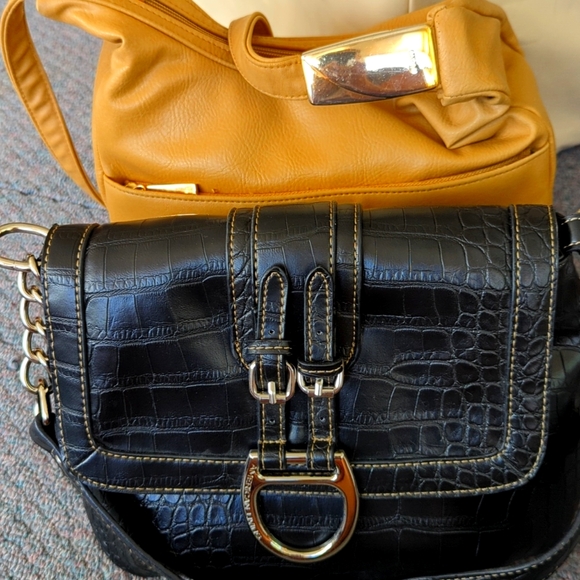 Purses - Picture 10 of 10